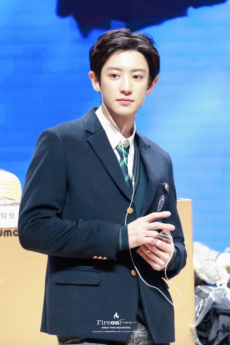 PCY_BASE's tweet photo. According to these posts, CHANYEOL will be filming a 3-hour crime prevention education session for 개운빨 [imtown Youtube Channel] at a girls’ high school. The filming is expected to take place on September 13 or 20

#CHANYEOL #찬열 https://t.co/Hks1IEW2SQ