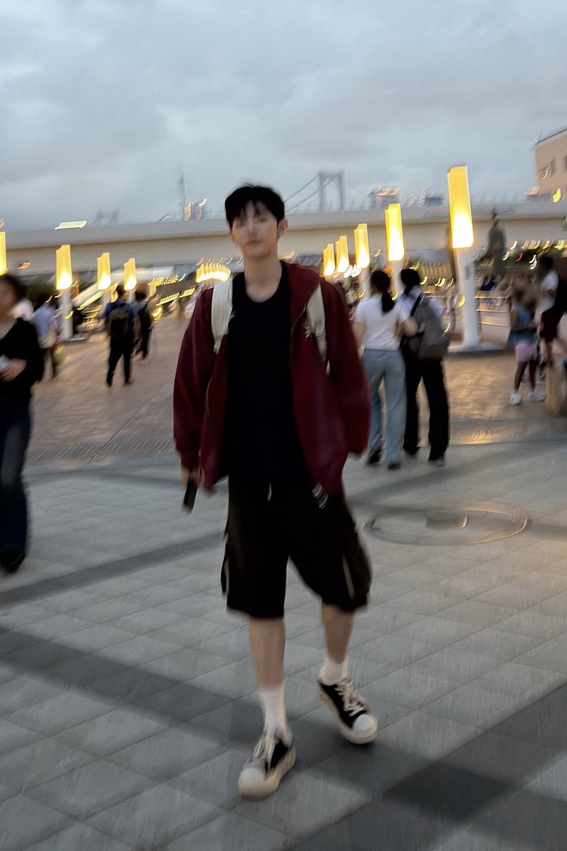 haoscan's tweet photo. pre-debut zhang hao coded https://t.co/mf384FqZKw