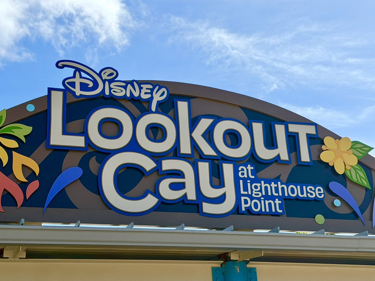 MagicalNewsLIVE's tweet photo. Good morning from Disney Lookout Cay at Lighthouse Point! #DisneyFantasy #DisneyCruiseLine 🛳️✨ https://t.co/Hw2UxP7TkT