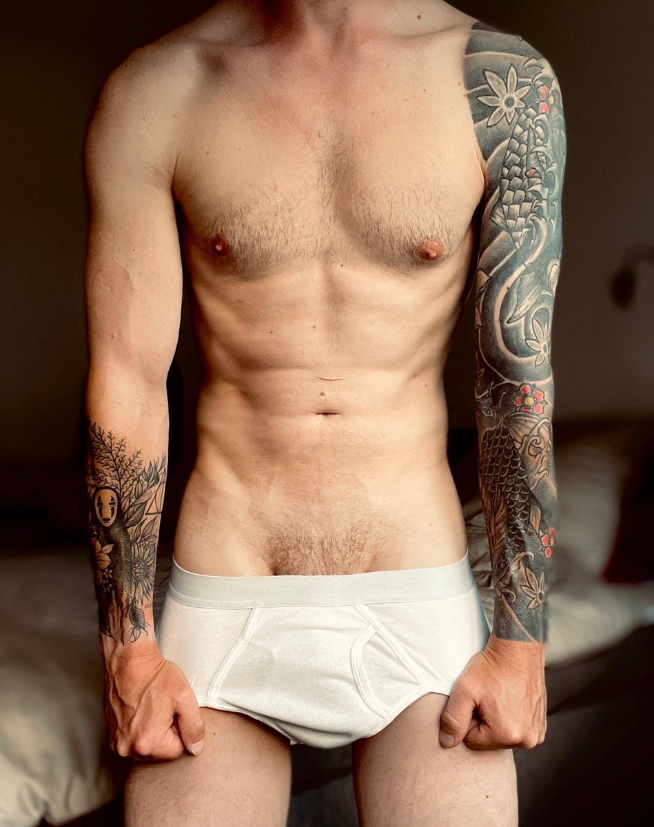 bigdicksquadxxl's tweet photo. Ready for something new from @Daddy_liciouz ? 🔥🤤

Join us on Telegram or the Groupchat here and Instagram... if you have a 🐴🐔😬 https://t.co/STAcEPuzWf