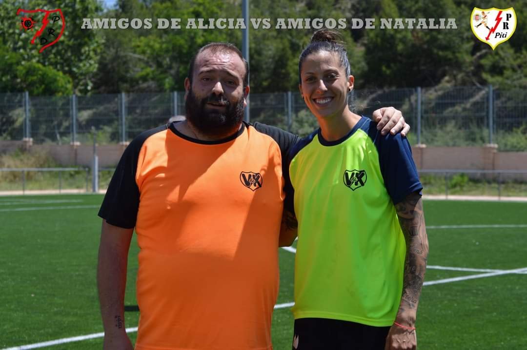 007Leva's tweet photo. @cholinho @Dany_huertk9 Ojo, que las negociaciones están sobre la mesa ☺️☺️☺️ https://t.co/ZfB3M891px