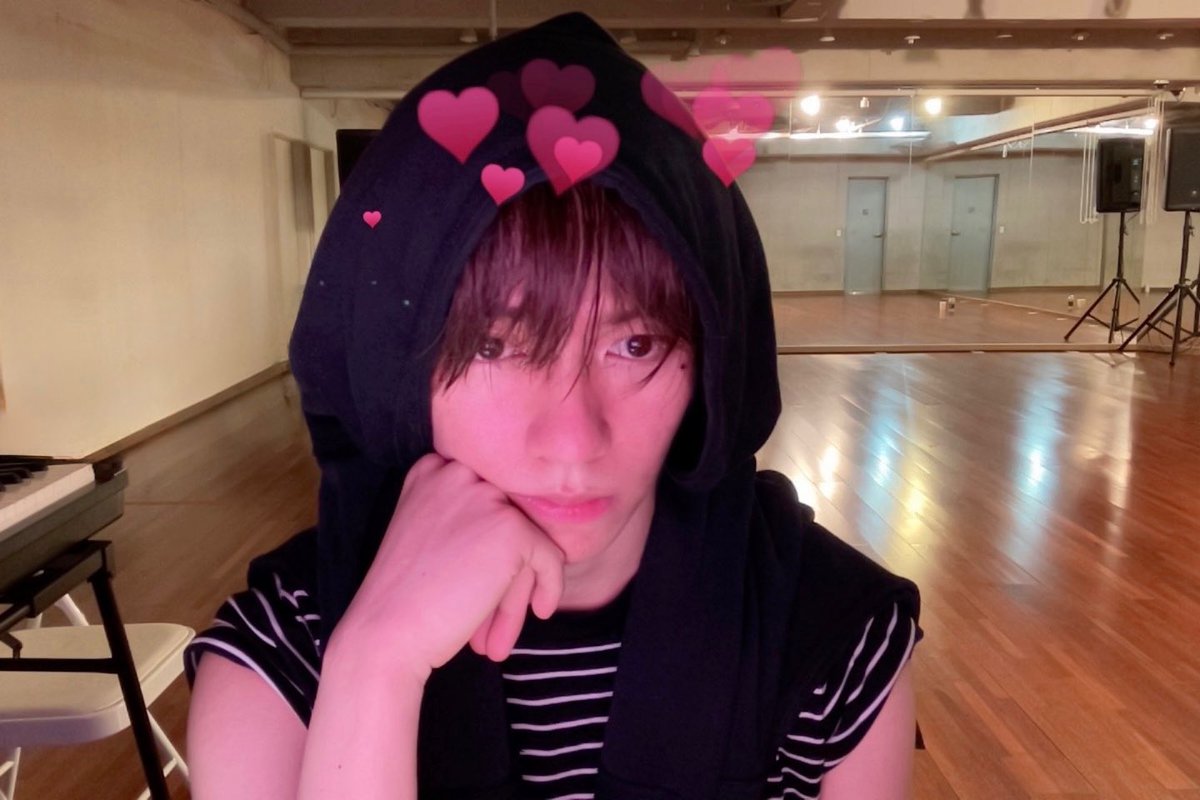 hourlyence's tweet photo. #AHOF #아홉 #JL #제이엘 https://t.co/tSBiEFWKbV
