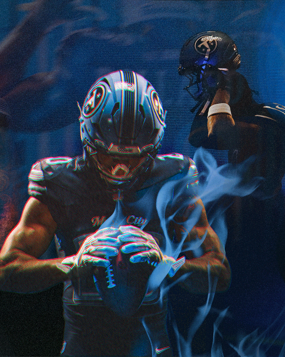 Titans's tweet photo. Under the Music City lights https://t.co/k0Z86XZzVi