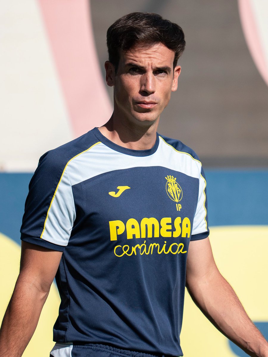 VillarrealCF's tweet photo. Trabajo duro y buenas sensaciones. Seguimos avanzando 📈 https://t.co/kUw2gNOgxS