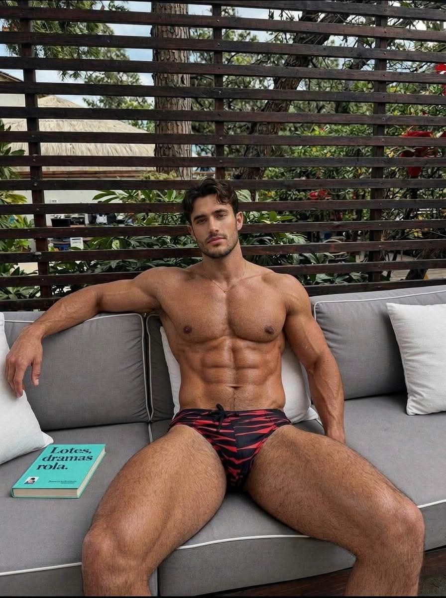 HommeEnFocus's tweet photo. come seat beside me..... #fypシ゚viral #viral #gay #highlight https://t.co/TXdm7TxAFe
