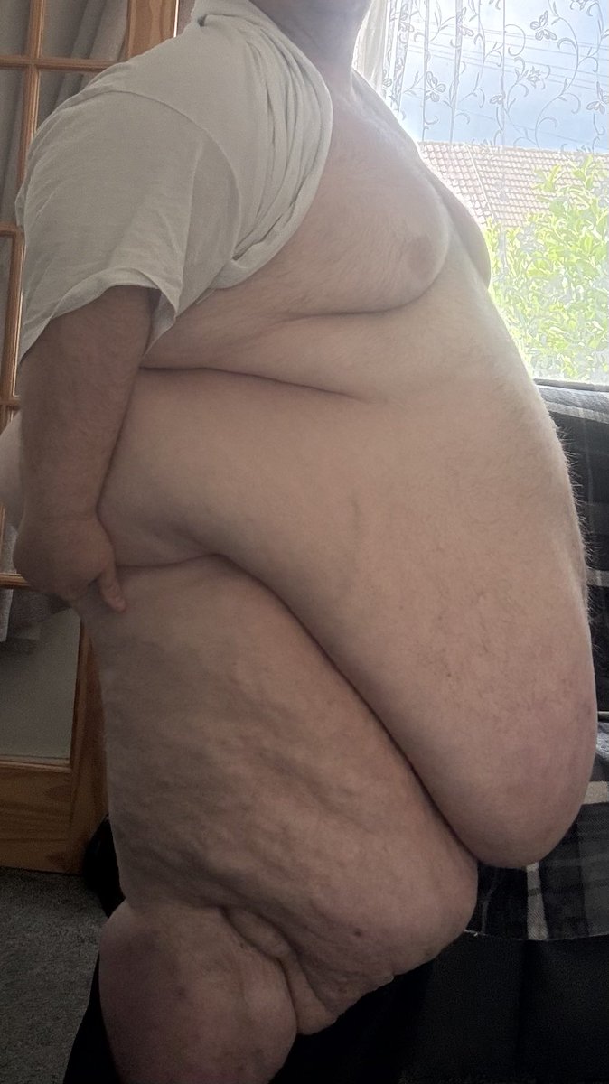 SupersizeBottom tweet picture