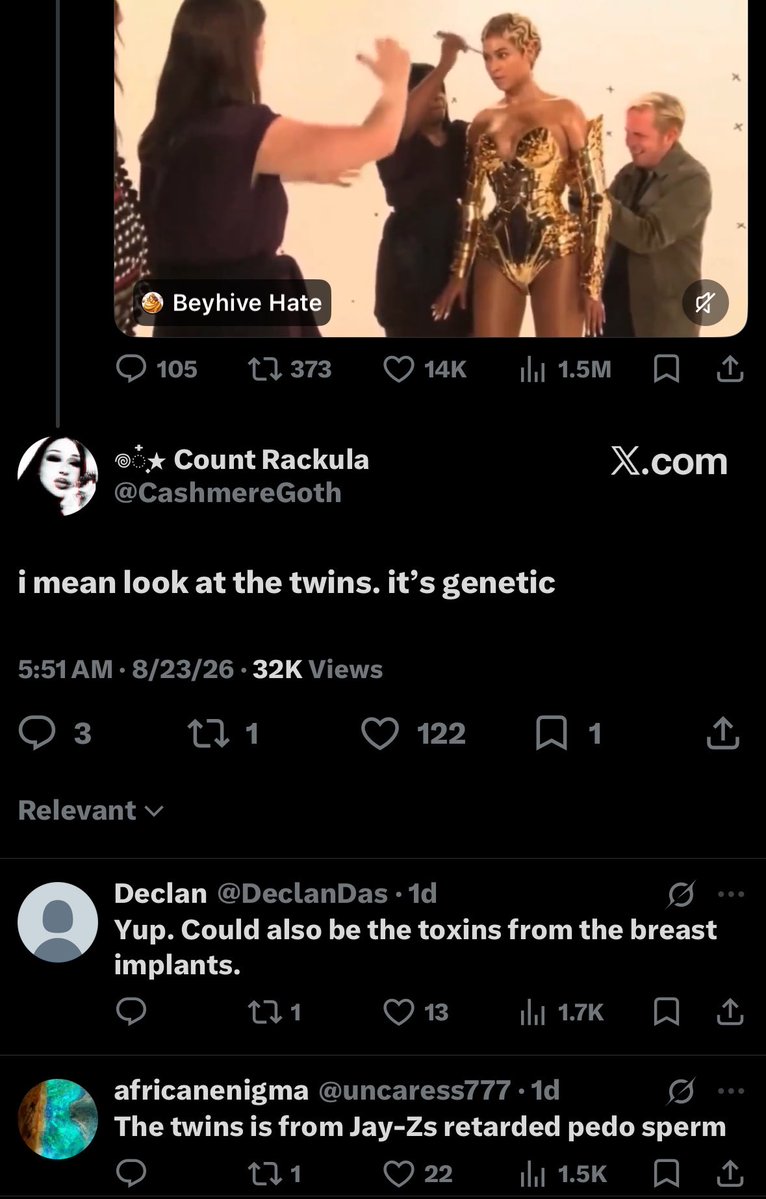 6inchgrandee's tweet photo. can we genuinely have an honest conversation about parasocial hate and how it’s extremely dangerous and concerning to have this amount of hate for a person you don’t even know or are y’all still being social media activists for every celebrity outside of beyoncé ? https://t.co/WcKVhaGE3v