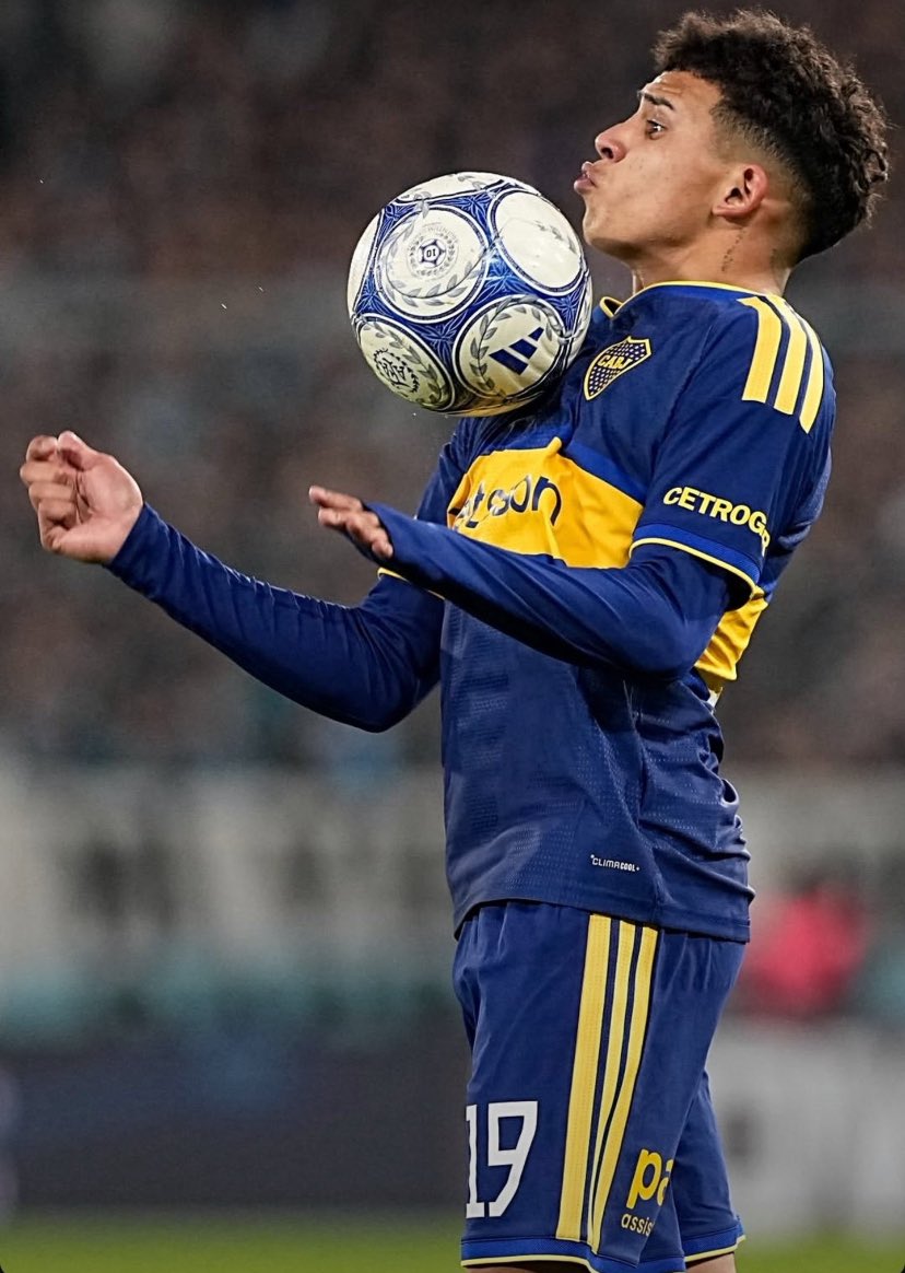 brauramirez_'s tweet photo. Te amo pibe Flores https://t.co/bChatvHnrK