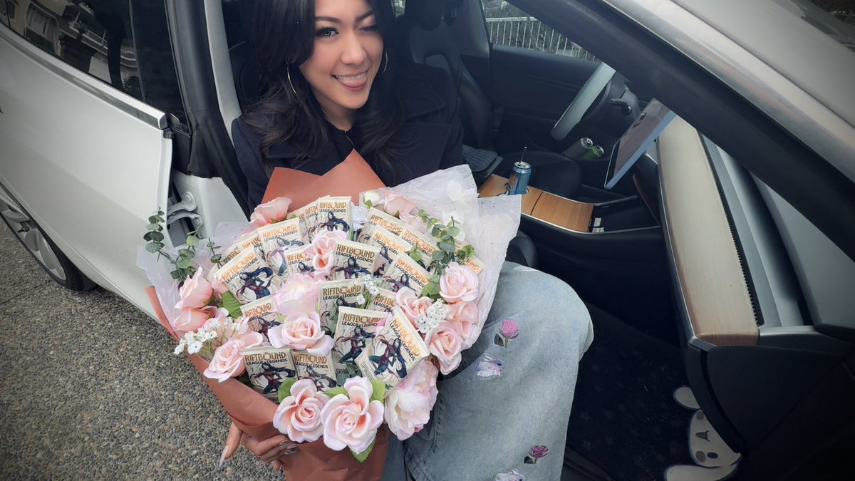babyjubes's tweet photo. a riftbound bouquet is the way to my heart😻 #riftbaddies #rizzbound https://t.co/jvyx8FCxd3