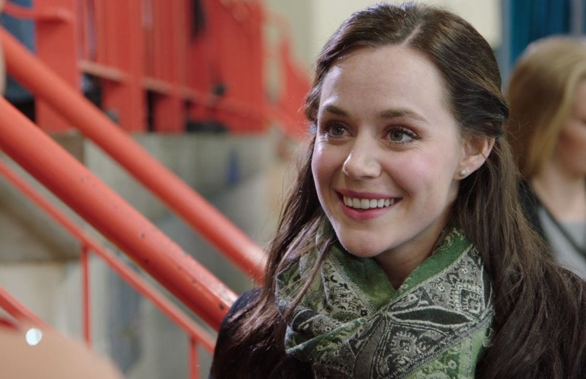 TheVMArchive's tweet photo. tessa virtue pookie pic of the day https://t.co/fR81T72HF0