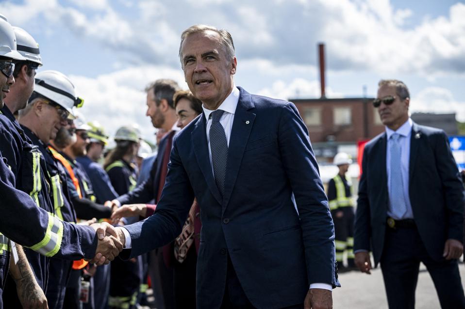 Forbes's tweet photo. Canada Imposes 50% Tariffs On Hundreds Of U.S. Products—Doubling Steel And Aluminum Tax
https://t.co/JzGr7qdsMy https://t.co/T3WPZXNGAo