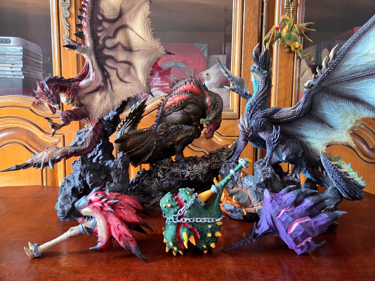 isisnyut's tweet photo. Et de 3 avec le Marteau Alatreon 💖
#MonsterHunter #モンスターハンター https://t.co/GiP3FTBx2i