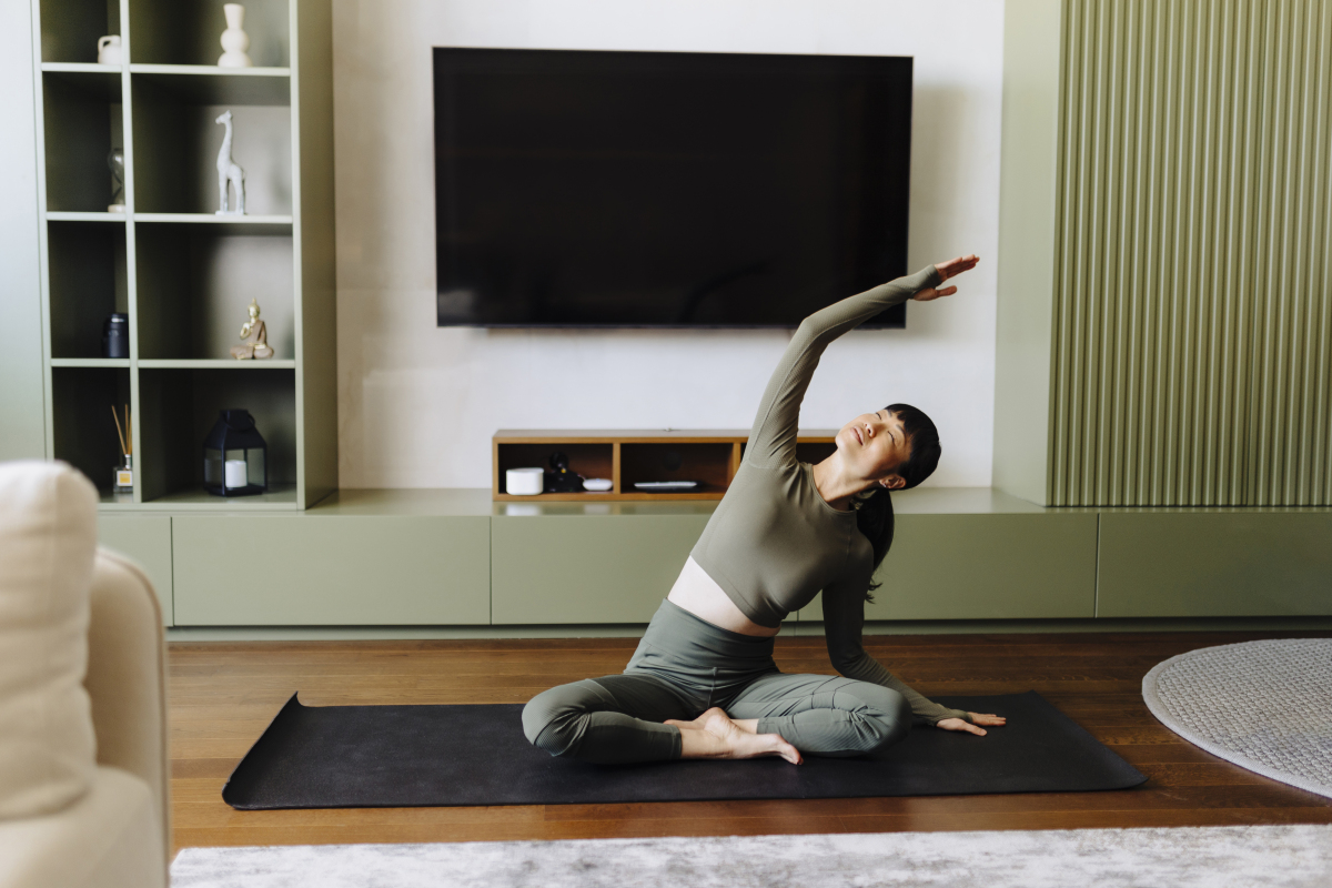 MliliCom's tweet photo. Small daily step: 10 mins of stretching every morning boosts flexibility, eases muscle tension, and kickstarts a healthy day https://t.co/LiDZeF9Blf