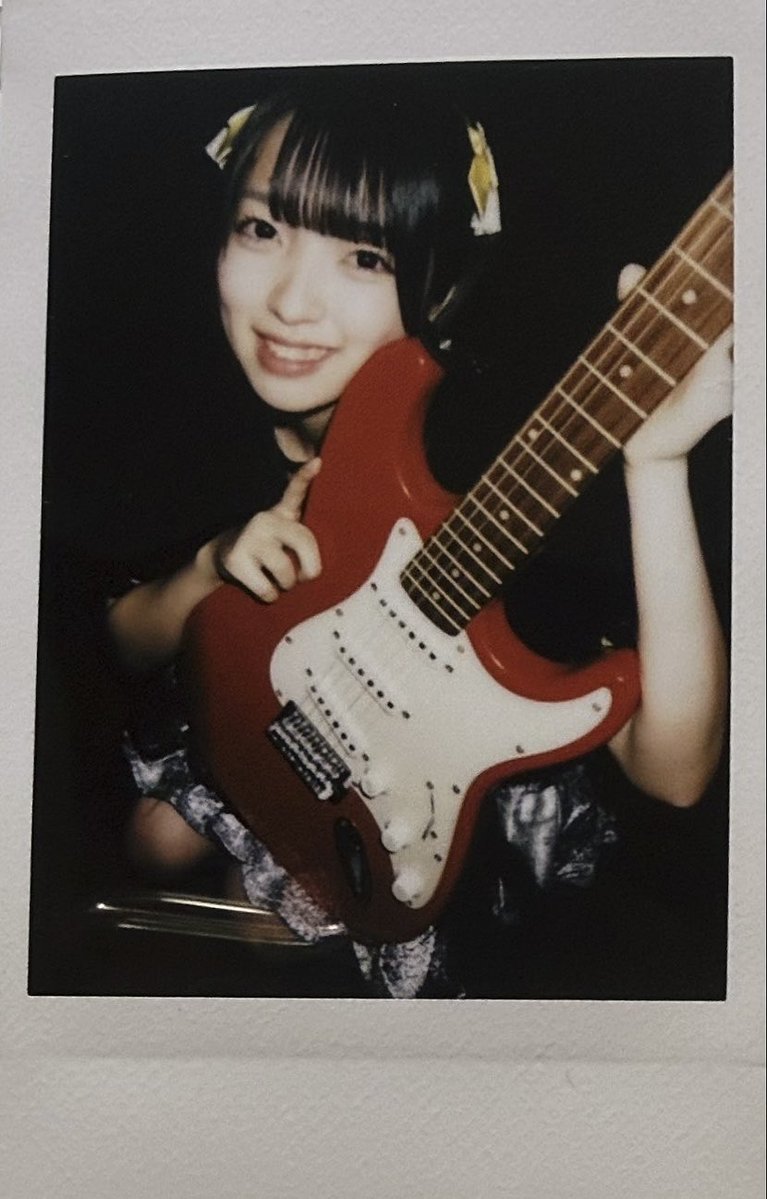 oyama_manager's tweet photo. 2026.08.25🎸

オズさん！
めるちゃんの🎸チェキ
ありがとうございました😊
 
KAZMAXさん！
芹ちゃんのラバーバント💙
ありがとうございました👍🏻 https://t.co/p8Z6pdUjKD