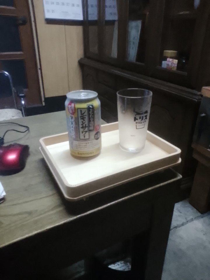 art09141's tweet photo. お疲れ様です今夜も無事帰宅乾杯🍻19時半〜24時過ぎで10配達でした目標金額ギリギリ達成ありがとうございます😅今夜は深夜帯が。。。激ヒマでした💦今夜代引きで過去最高額の配達ありました‼️ステーキ🥩3種めしセット無しで¥10,060ーなり‼️宝くじでも当たったのか⁉️😳 https://t.co/STF35FXs8G