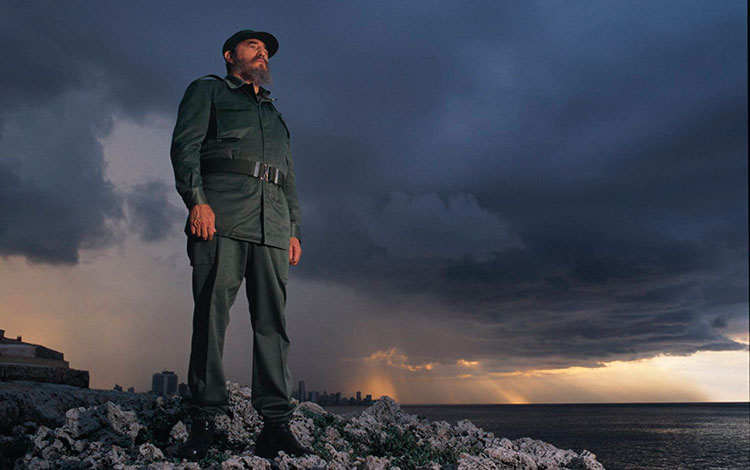 YoerkySanchez's tweet photo. En el prólogo a las Obras Escogidas de Fidel Castro Ruz, nos dice Raúl: «El mejor monumento a sus ideales y obra es continuar trabajando por hacer realidad su pensamiento, unidos en haz apretado bajo la dirección del Partido». 
https://t.co/oXmZlWX18A Via @Granma_Digital https://t.co/rlokn4F8gs
