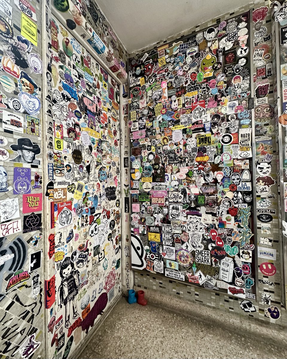 mujamoficial's tweet photo. WTF de verdad con los que aún no conocen el museo… 🤦‍♂️

Más de mil recuerdos, murales increíbles y la colección más grande esperándote en la Col. Doctores.

🐶 ¡Somos 100% Pet Friendly!

#MUJAM #WTF #DondeIrCDMX #MuseosCDMX #PetFriendlyCDMX https://t.co/4qbnMSseyC