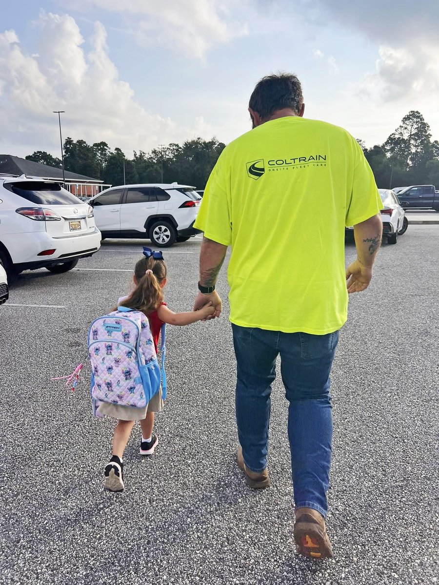 ColtrainOnsite's tweet photo. Our team member Brent walked his daughter into her first day of kindergarten this week. Days earlier, he fixed a seized water pump, snapped belt, and blown radiator on a 2020 @chevrolet 2500HD with genuine @GM parts. Grateful for techs who show up for both. ⚫🟡 #DefendTheRoad https://t.co/kXswsRc2sD
