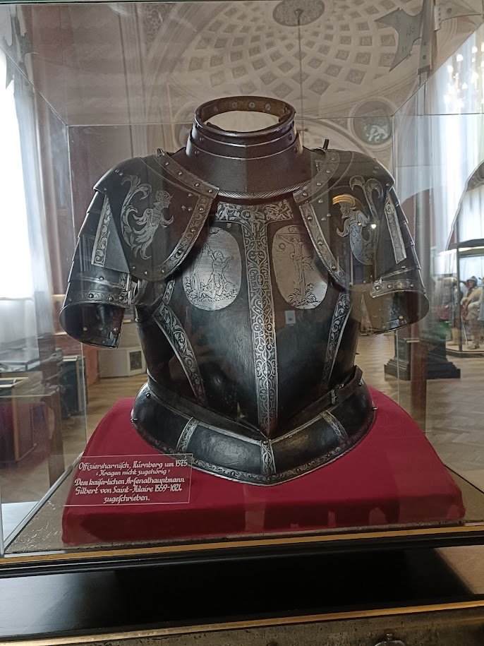 Knightly_Hist's tweet photo. When In doubt you can always depict yourself praying, over the armor. https://t.co/6xiG9CTClf