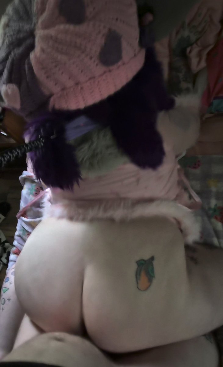 babybloodlet's tweet photo. soft submissive and breedable cow 

#nsfw #nsfwfurry #nsfwtwt #furryad #yiff #murrsuit #murrsuiter #alt #tattoos #piercings #chubby #bbw #pawg #plussize #leash #belly #tummy https://t.co/q2rp8RhYnW