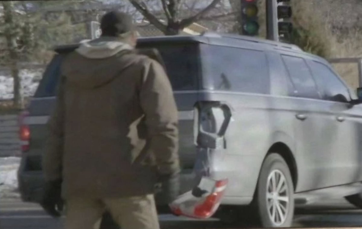 JeepnJeff's tweet photo. @catturd2 So if they truly believe in accountability, then they should payback the taxpayers for the $1,400.00 tail light assembly he kicked right? https://t.co/kTnIUDeFN2