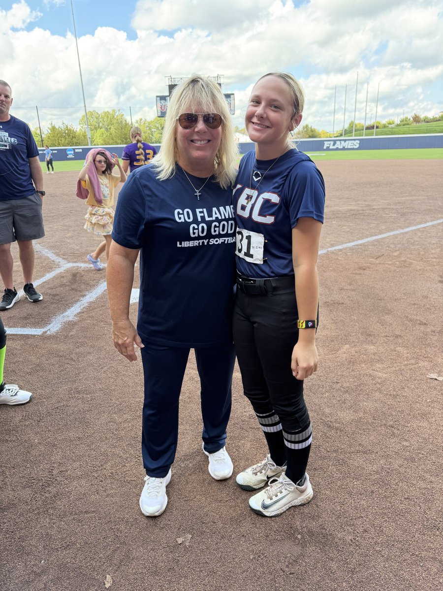 vjfoltz2010's tweet photo. Thank you @LibertySB for a amazing time at your prospect camp. Thank you @CoachDot_LU @SamiFagan . #goGod #LU #Libertysoftball https://t.co/Qlx8tmvZgf