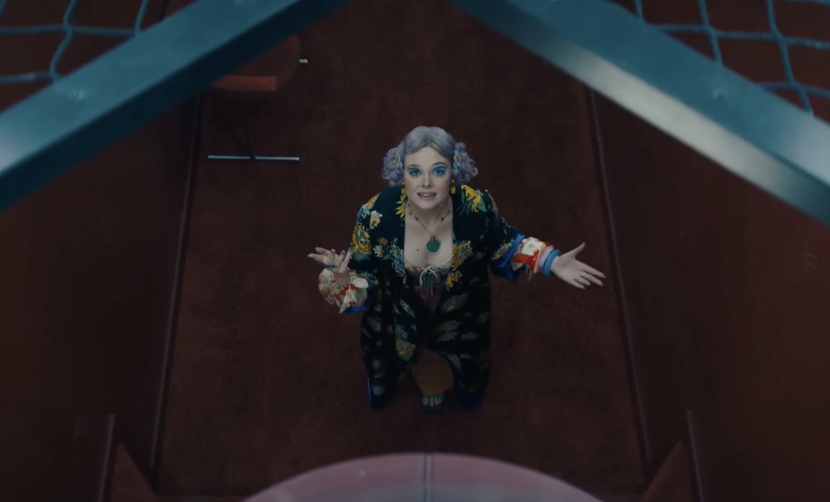 FilmUpdates's tweet photo. Elle Fanning credits the fans for helping her land the role of Effie Trinket:

“The fans helped me get the part. They pushed hard, and the studio was seeing so many posts. So they called and said, ‘The fans want this so badly. Would you be interested?’”

(via @EW) https://t.co/FJcEEzaCqc