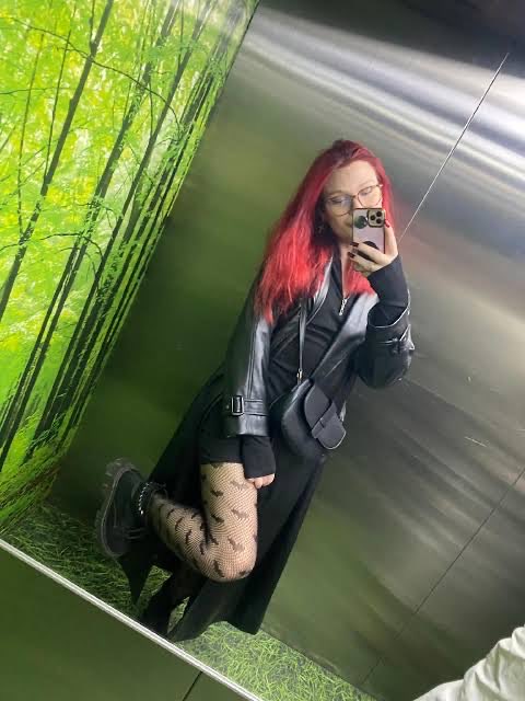 mistressray17's tweet photo. I’m right now on grindr at San Diego ATM,Let’s meet and have a nice time if you’re down. https://t.co/XeQGlZtjKx