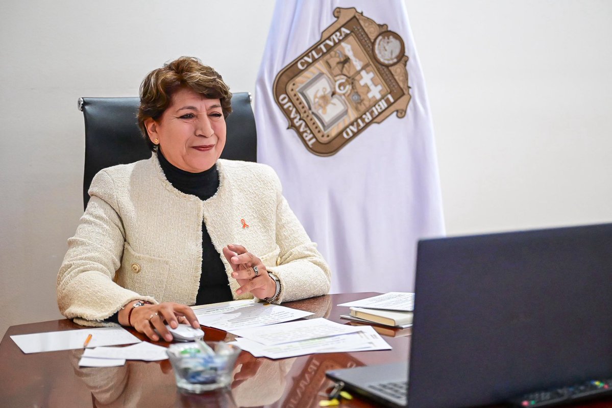 delfinagomeza's tweet photo. La salud es un derecho, no un privilegio.
Participamos en la #MañaneraDelPueblo de nuestra Presidenta @Claudiashein donde se presentaron los avances del programa #SaludCasaPorCasa y la ampliación del programa Farmacias del Bienestar, el cual operó primero en nuestro #EdoMex, con 491 farmacias y entregando más de 350 mil medicamentos, y llegará ya a las entidades donde opera el IMSS-Bienestar.
También se anunció la creación de más de 12 mil consultorios de atención primaria, de los cuales 905 estarán en el Estado de México, garantizando así el acceso a servicios de salud dignos y eficientes para las y los mexiquenses.
Gracias, Presidenta Claudia Sheinbaum, por siempre poner el bienestar de la población en el centro de las políticas públicas. ¡La queremos, Presidenta!
#ElPoderDeServir