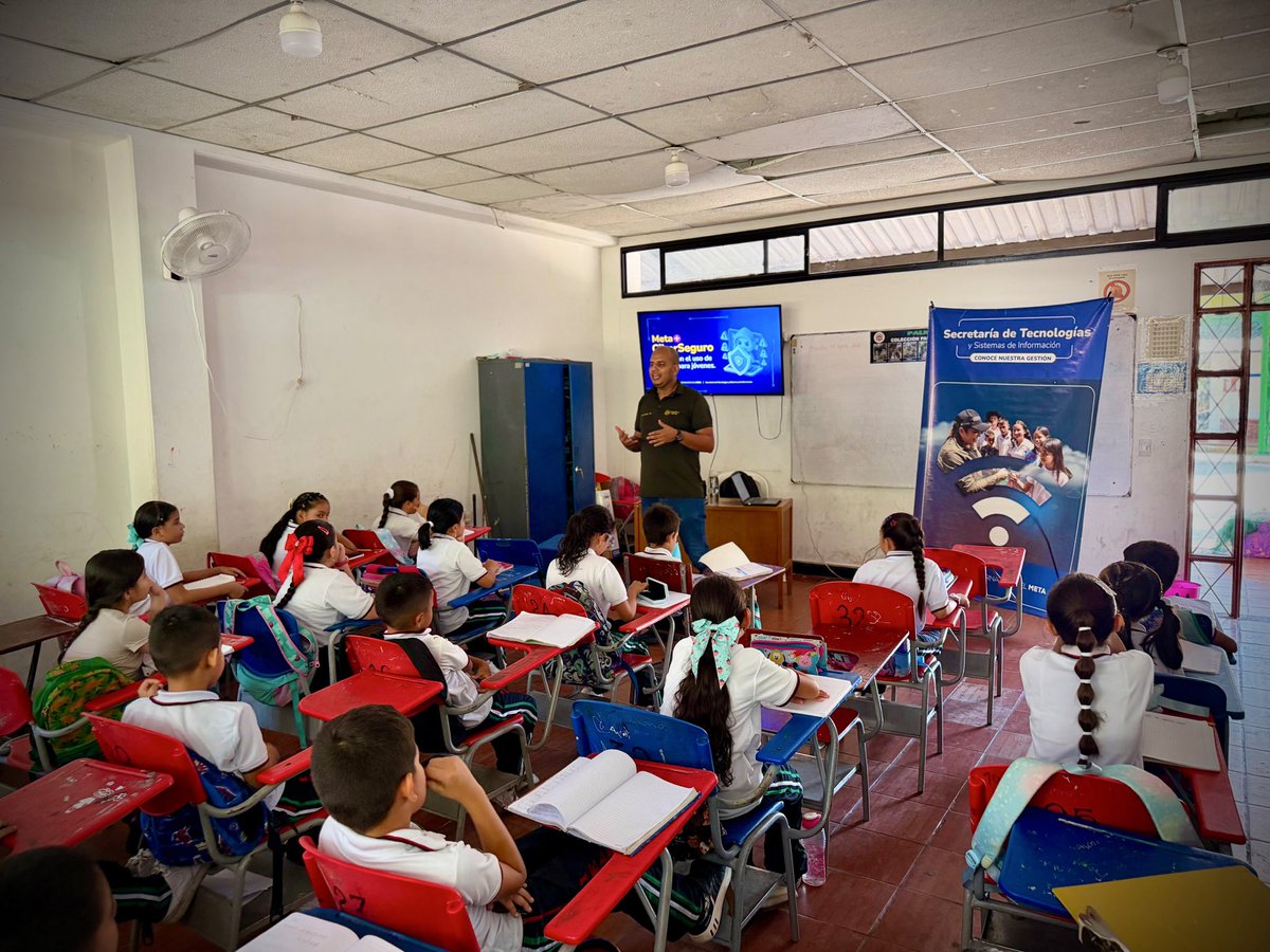 GobMeta's tweet photo. 🌐¡Seguimos formando ciberguardianes en el Meta ! Llegamos a las I.E. de Las Palmas, en Porfía, y María Mercedes Méndez, en La Reliquia, Villavicencio, para enseñarles a nuestros estudiantes cómo prevenir riesgos en internet y hacer un uso responsable de las redes sociales.📍✅ https://t.co/s2U5lO8xK2