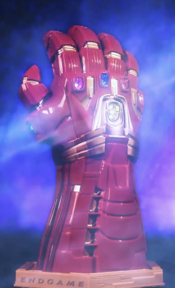 DiscussingF1sh's tweet photo. First look at the popcorn buckets for the ‘AVENGERS: DOOMSDAY' Infinity Vision showings.  

(Source:@Cinemark/@RegalMovies) https://t.co/lO2Yxd91qG