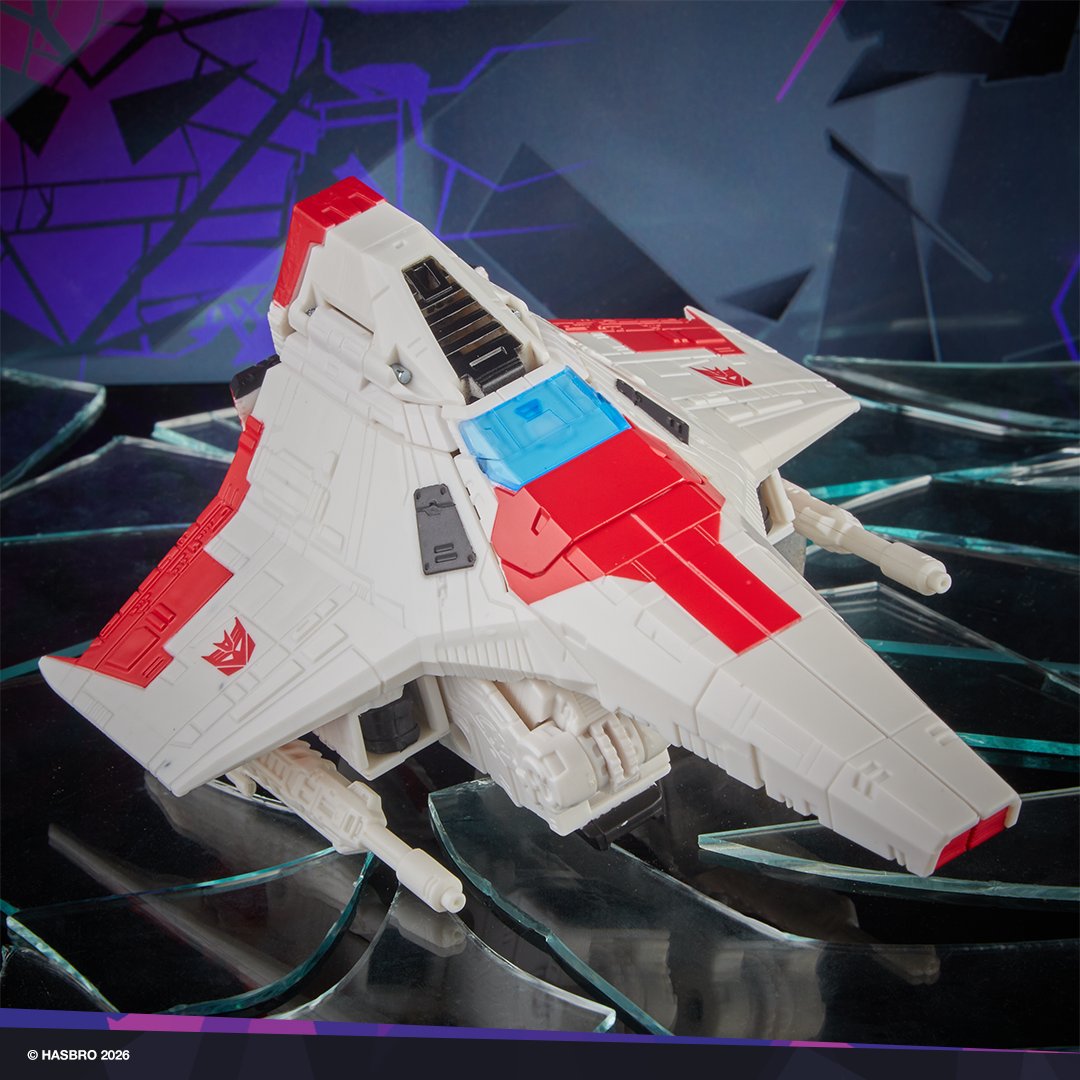 HasbroPulse's tweet photo. Shatter everything you know.

Heroic Decepticon Starscream returns with his Shattered Glass deco, Cybertronian jet mode &amp; twin Energon swords.

Missed him before? Your chance is back. Pre-order now on #HasbroPulse.

🔗 https://t.co/2aQdFmm0gk https://t.co/Xq2qTA0A2e