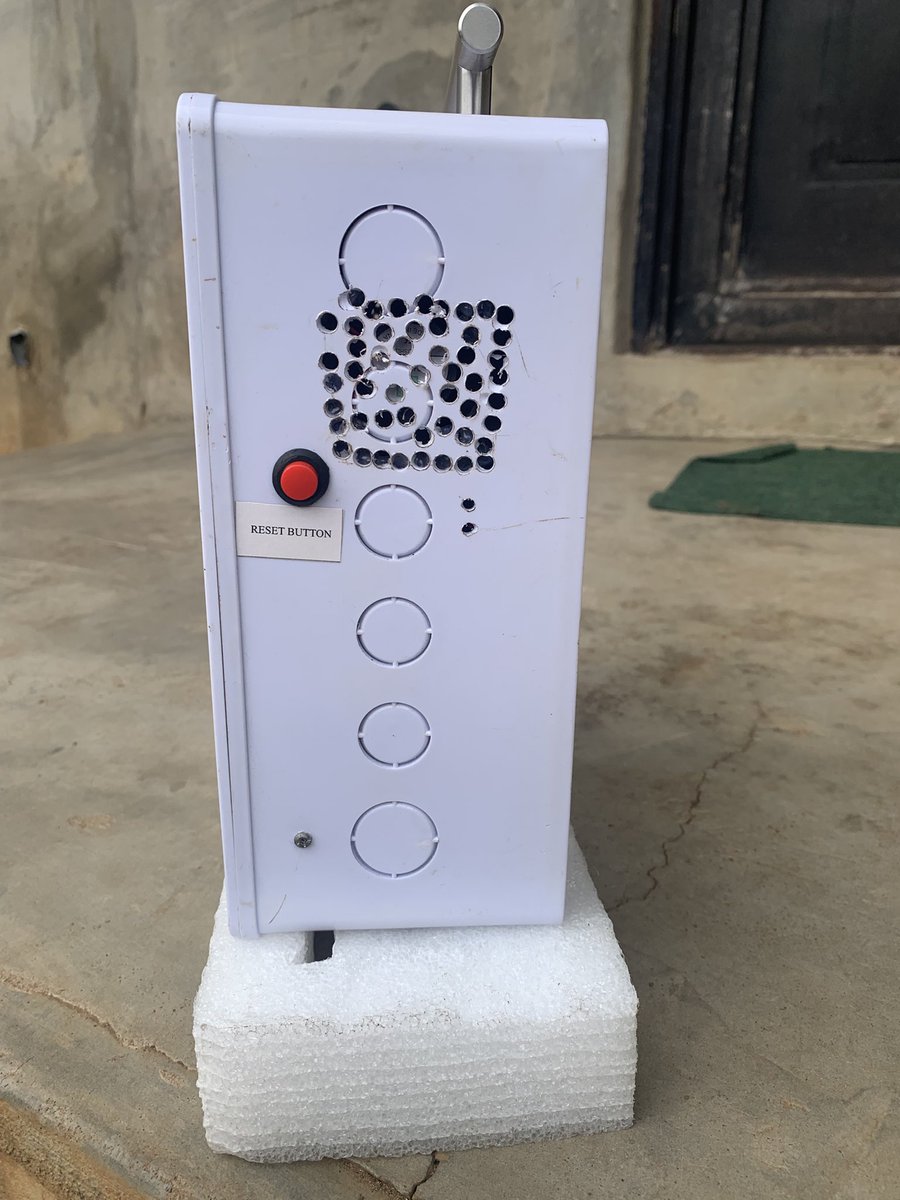 hardeyblex's tweet photo. This 600wh/1000w solar generator can power your:
60W TV up to 6-7hrs
Phone up to 40+ charge
Laptop up to 9hrs
WiFi router up to 50hrs
10w light bulbs up to 50hrs
20W DC standing fan up to 25hrs
180k
Payment on delivery.
07030619719
#solargenerator #fyp #lithiumbattery #viral https://t.co/dCaCJReOTq