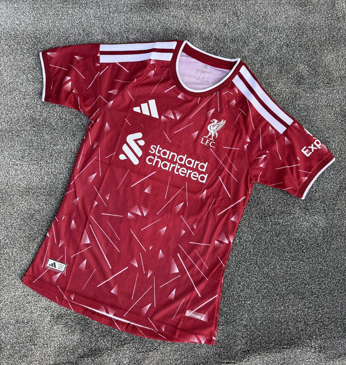 NafSad_'s tweet photo. Player version 

Kano:14k
Abuja:15k

S-2XL https://t.co/IqUiyAJSs2