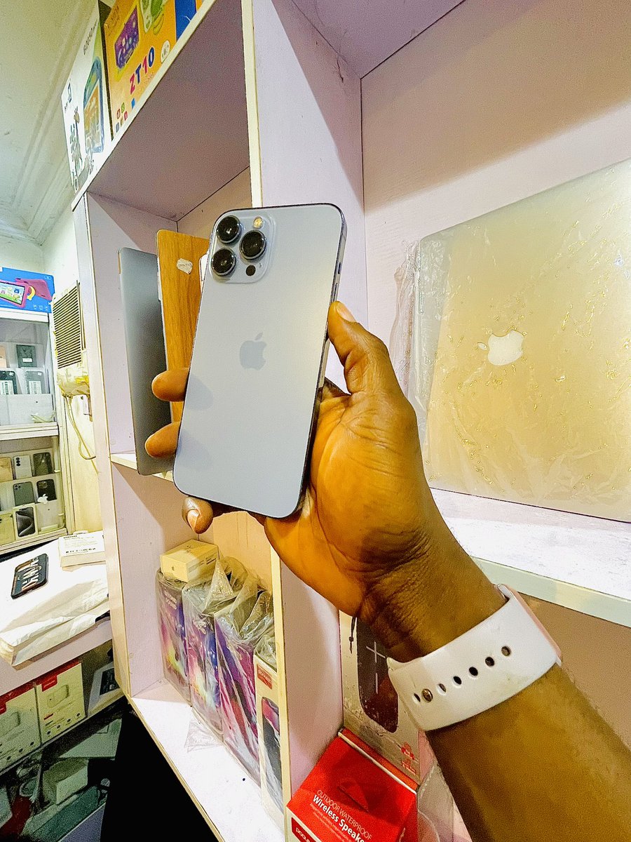Matagool_Tech's tweet photo. 🔥 iPHONE 13 PRO MAX 🔥

💾 256GB

🛠️ Changed Screen
📱 Parts Changed

💰 ₦370,000 ONLY!

Perfect for anyone looking for a Pro Max at a more affordable price! 🔥

📲 DM or WhatsApp: +234 813 693 0792

#iPhone13ProMax #iPhone #Apple #Gadgets #Abuja https://t.co/9zgjpKJCg8