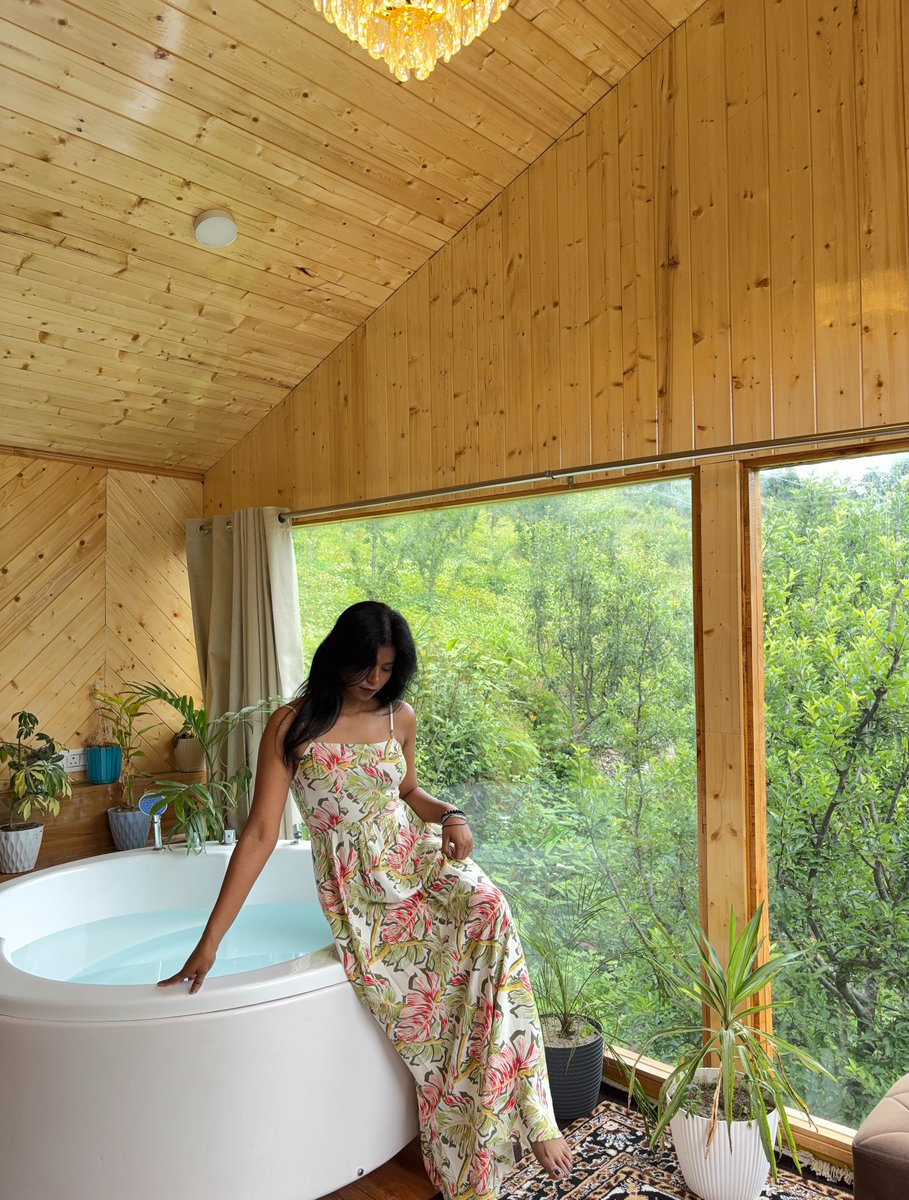 manu0480's tweet photo. My kind of luxury: fresh air, forest views, and quiet mornings. https://t.co/bAEjcLpDo1