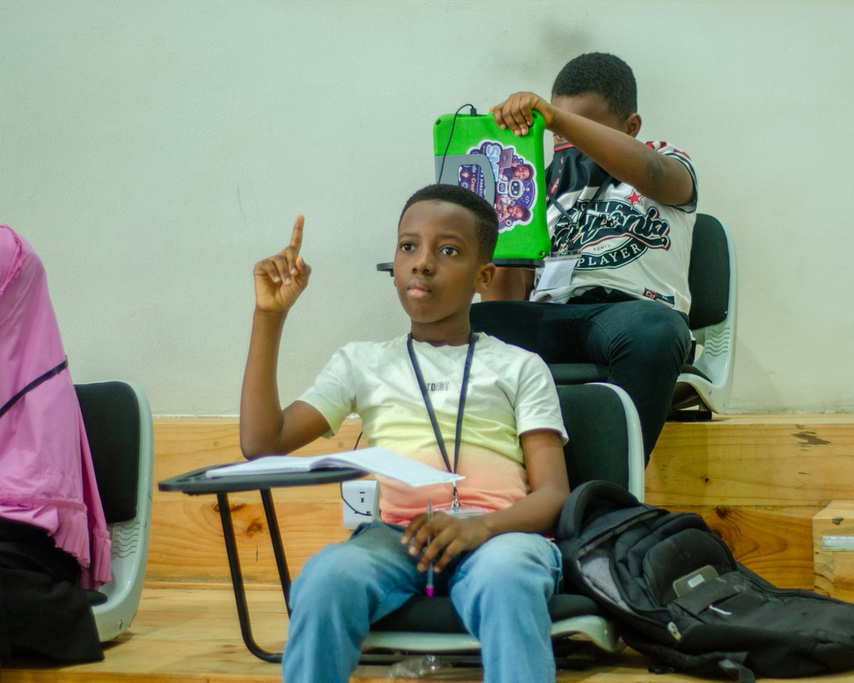 Biudahq's tweet photo. DAY 1 IS A WRAP!
The Biuda Summer Tech Camp at Ilorin Innovation Hub is officially underway!
Learn
Create
Explore
Innovate
And this is just Day 1.
Excited to see what our young innovators build next!
#Biuda #IIH #KwaraState #FutureReadyKids #TechKids https://t.co/MR5S0dbNSQ