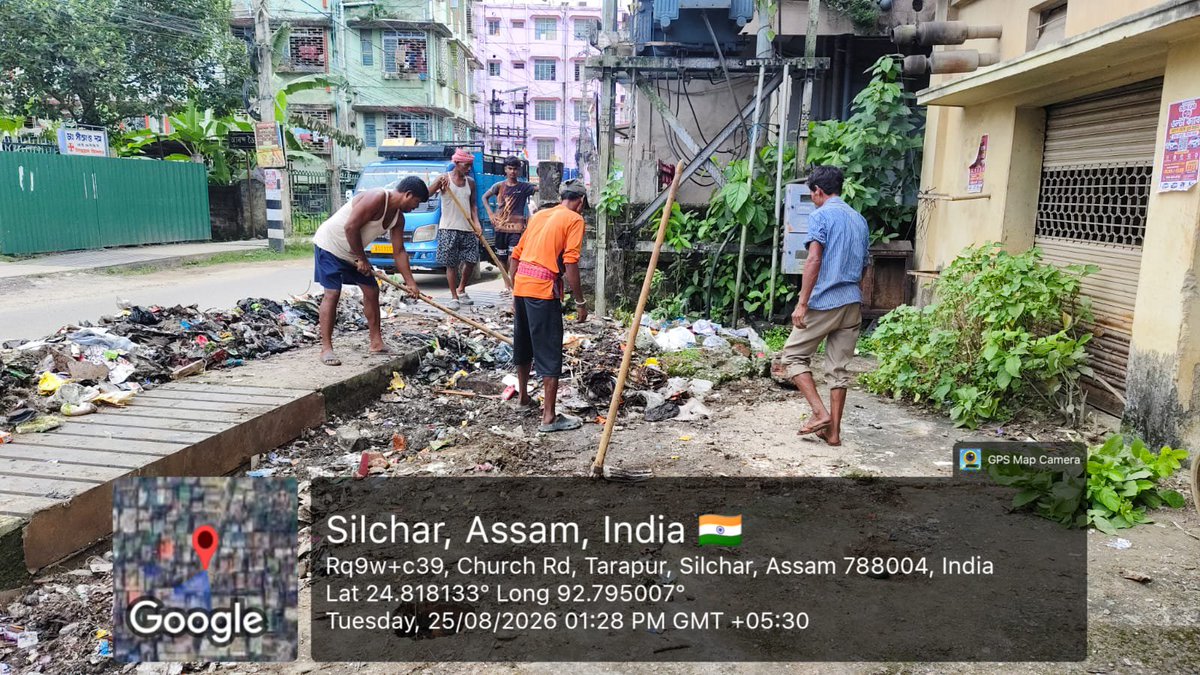 SilcharMC1882's tweet photo. Massive garbage dump cleared from the long-closed old BSNL office premises at Ambicapatty today by SMC. Appeal to citizens to dispose waste responsibly &amp; keep Silchar clean.

#CleanSilchar #SMC https://t.co/jFVbLC9pOn