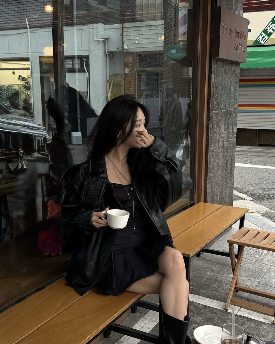 cwboibeebop's tweet photo. The mug is a lie. https://t.co/EAiaim4c5Q