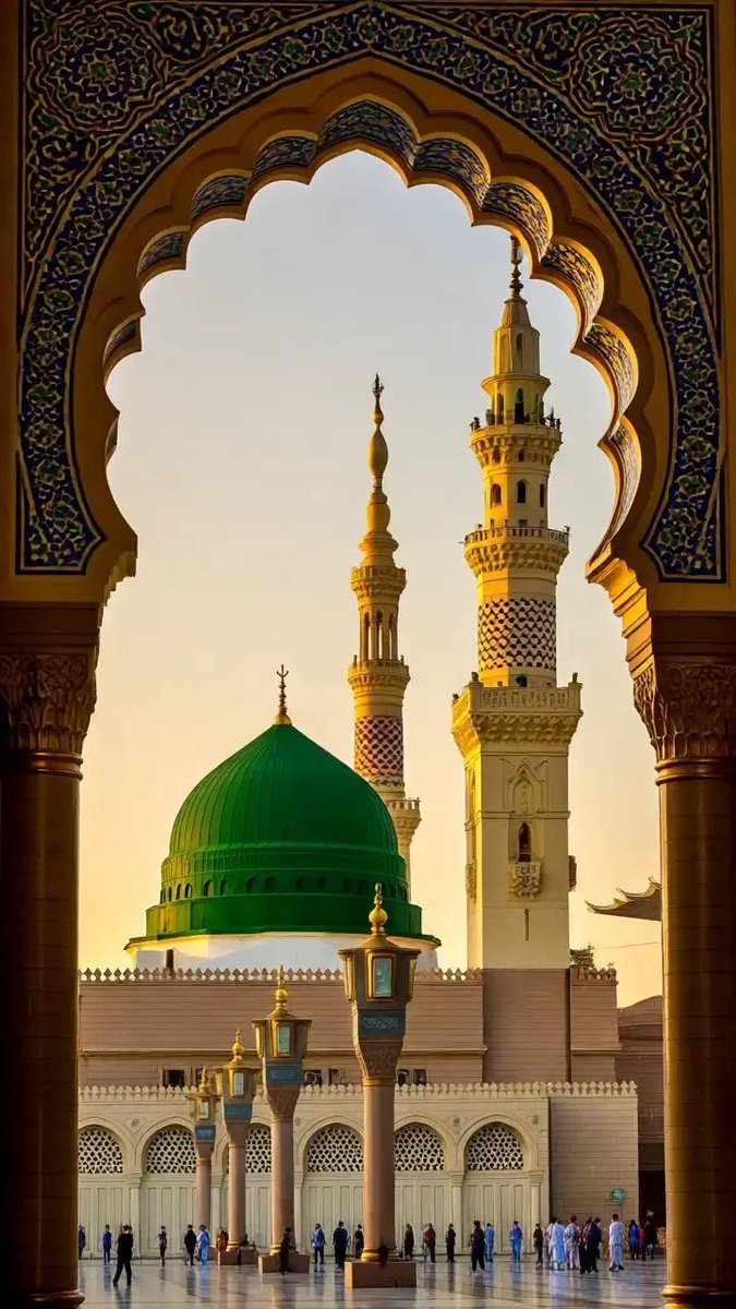 CaptainBurhan1's tweet photo. If we truly love Prophet Muhammad ﷺ, let that love appear in our character: speak truth, forgive others, help those in need, respect humanity, and spread peace wherever we go.

#MawlidConference2026 @TahirulQadri @MQI_Official https://t.co/3UqnUrK31L