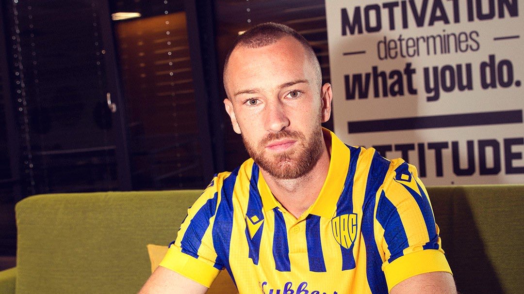 popovicfudbal's tweet photo. 🚨⚫️⚪️ EXCLUSIVE: Klemen #Nemanic to Partizan!
#Partizan are closing in on the signing of Klemen Nemanic from #DAC1904.
The #Slovenian defender is set to join the #Belgrade giants, with the deal reportedly worth €200,000 plus 10% of any future transfer fee for #DAC.
👀 https://t.co/a7iu8GtjrW