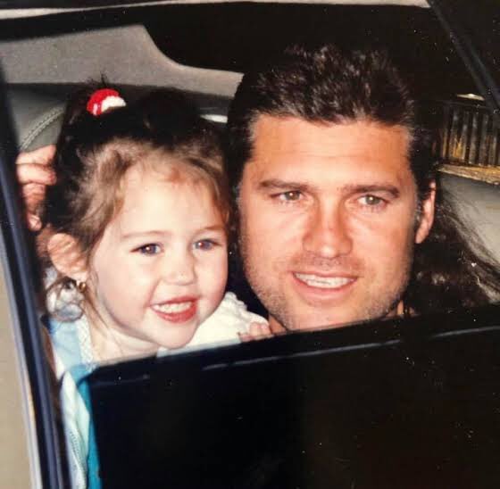 MileyUpdates's tweet photo. Today also is Billy Ray Cyrus birthday. wishing all the best to Billy Ray 🖤 https://t.co/hRY0pLA5t5