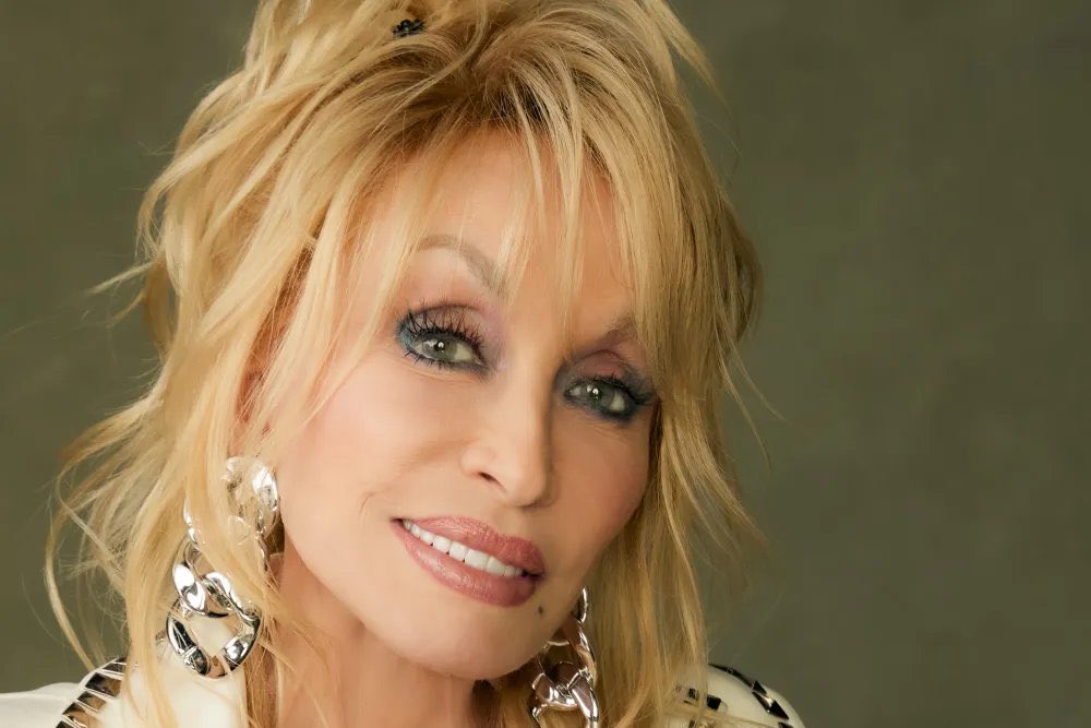 Q17John_F_JR's tweet photo. RIP Dolly Parton 🙏

Passed away at 80 years old. https://t.co/4NerOAhyDK