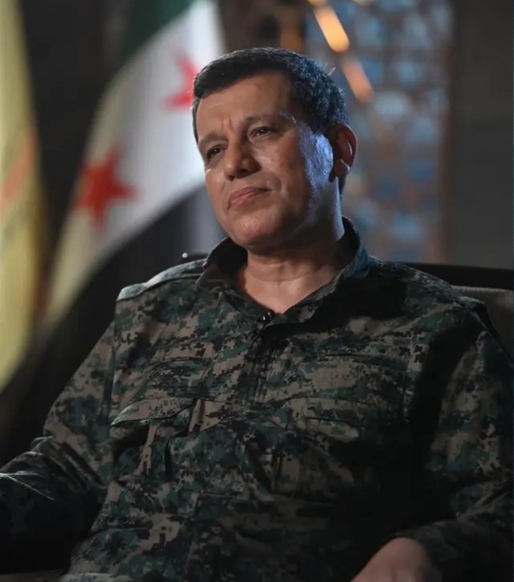 ZAlmoudi's tweet photo. عاجل

مظلوم عبدي يعلن حل قسد والإدارة الذاتية وكافة تشكيلاتها ودمجها بمؤسسات الدولة

#النصر_الإتفاق 
#بنتو https://t.co/Kfg8ZQxEwj