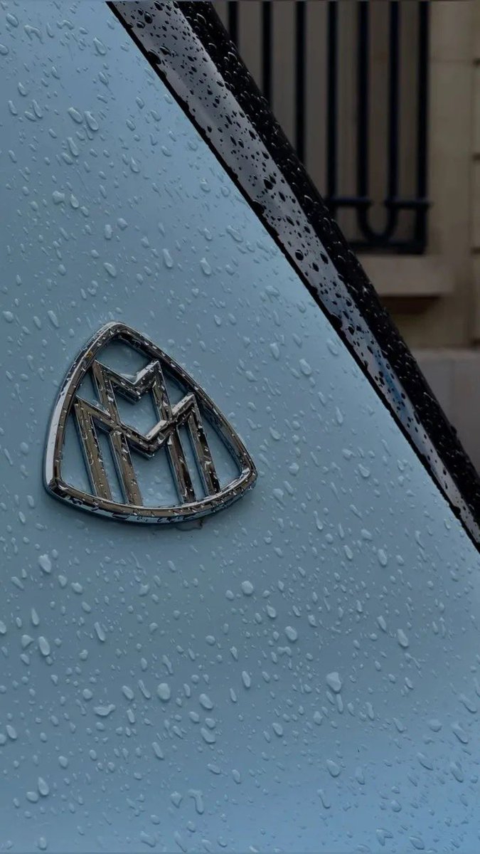 TheWallCuratorr's tweet photo. Maserati , Maybach , Mercedes Benz, which would you go for ? https://t.co/6PX0J5qAJU