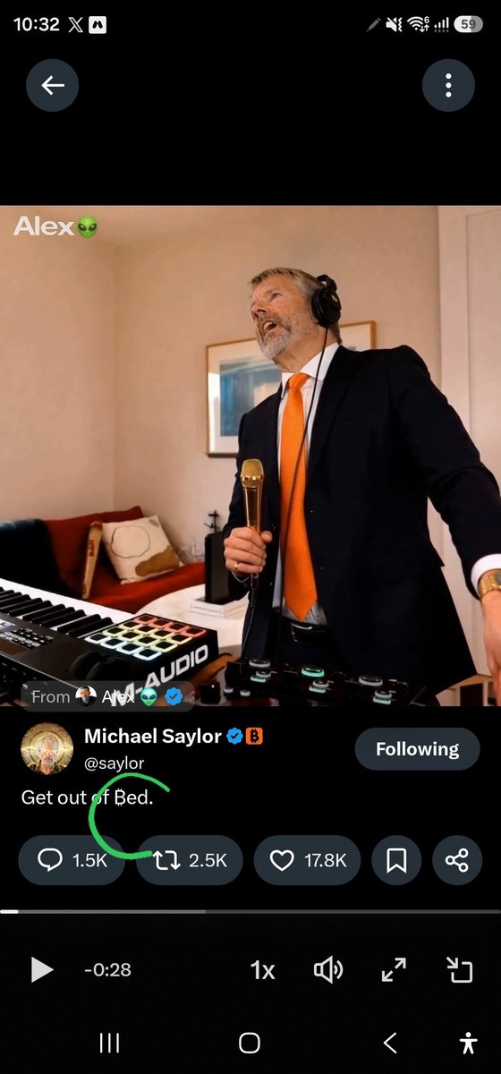 medsdev's tweet photo. @saylor Get out of Bitcoin ? https://t.co/p1giDSbxM2