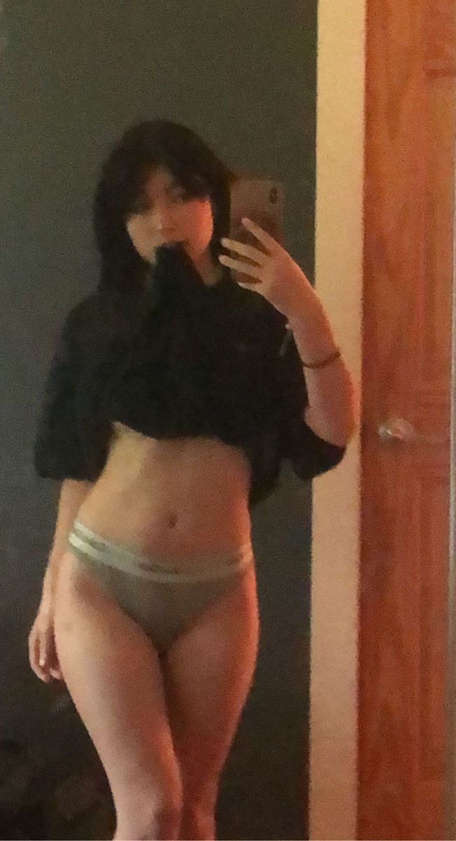 Step535052's tweet photo. Oceane #nsfw #expose https://t.co/AndOiRCG9C