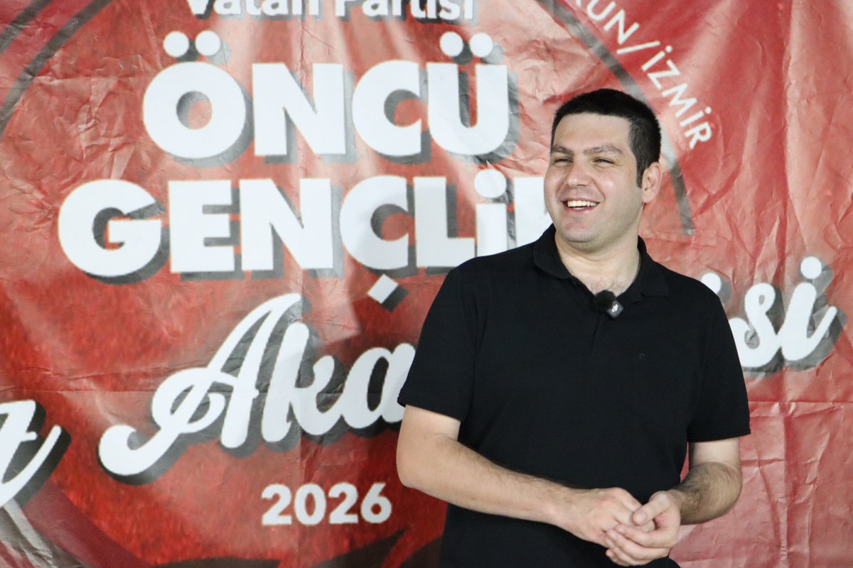 OncuGenclik's tweet photo. 🔻Genel Sekreterimiz Özgür Bursalı’nın katılımıyla "Vatan Partisi’nin İktidar Yolu" eğitimi başladı. https://t.co/rVUyngSGSq
