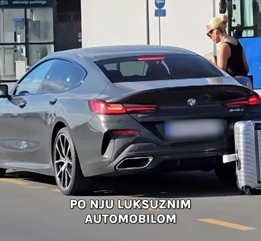 FotoNsX's tweet photo. Kad te tata "pogura" za glumca, a pri tom glumis buntovnika u realnom zivotu jer borba za "Bolji zivot" a on sa 26 godina vozi auto od 100.000 evra.
Toliko se lose zivi u Srbiji. https://t.co/HjIJmJ22o9