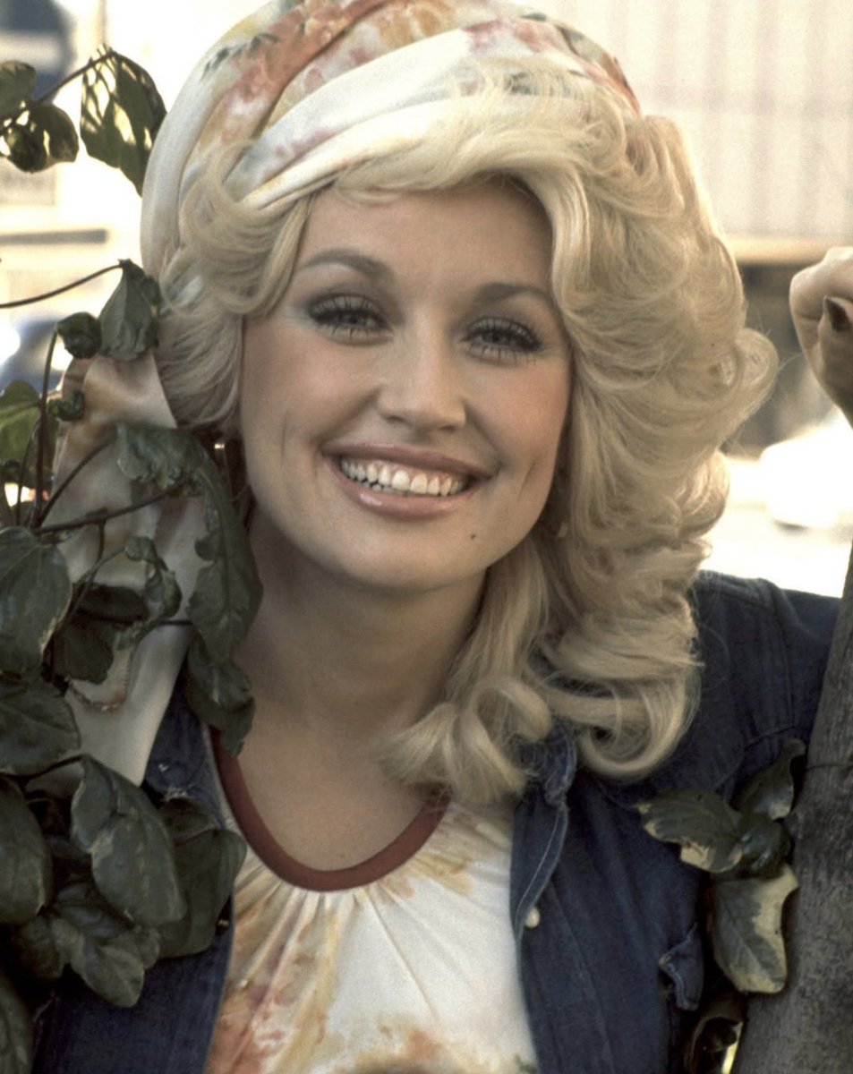 JohnCylc's tweet photo. Tennessee Legend.
American Legend.

#RIPDolly https://t.co/ZhkdGUizSA